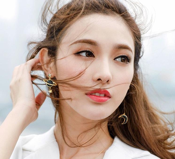 The Moon and Stars Dangling Earrings