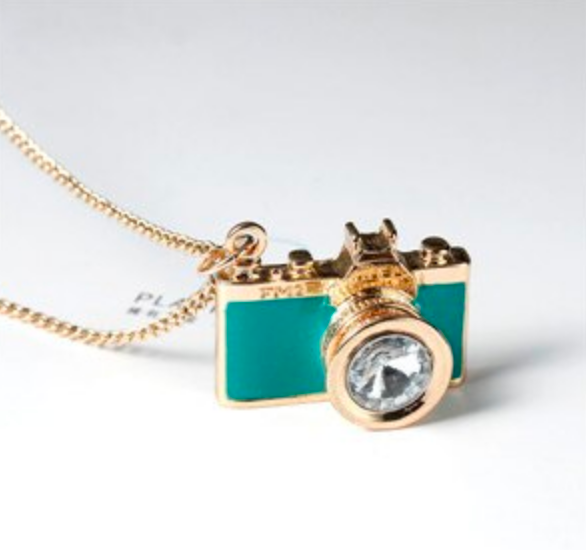 VINTAGE CAMERA NECKLACE